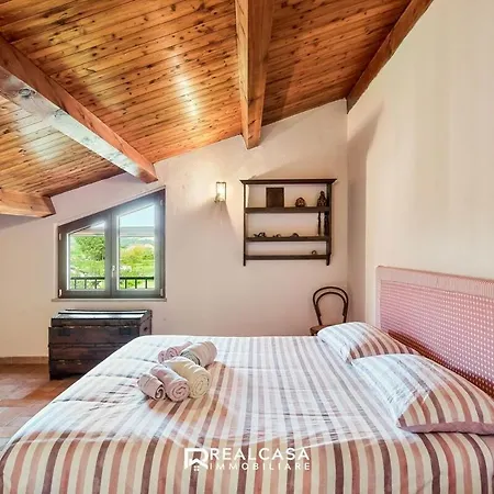 La Dimora Dipinta Luni