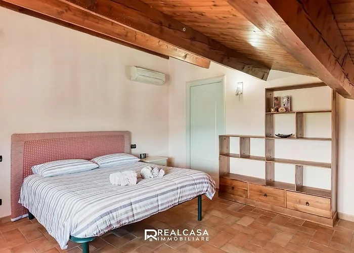 Apartamento La Dimora Dipinta Luni